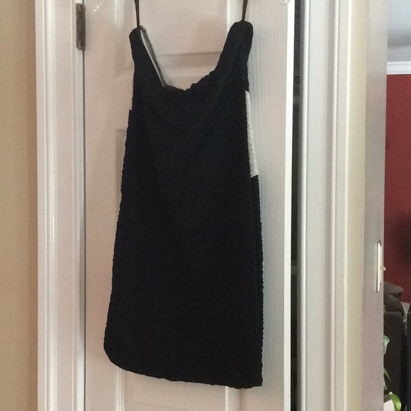 Strapless dress - Picture 2 of 3